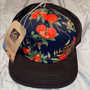 Reef hat